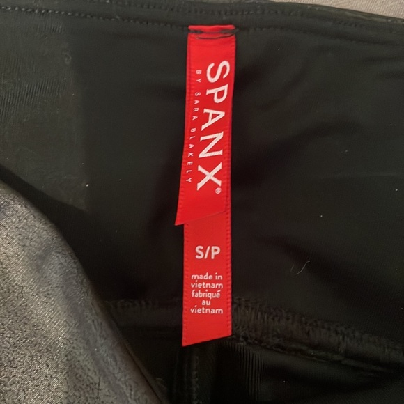 Spanx Faux Leather Leggings - Picture 2 of 2